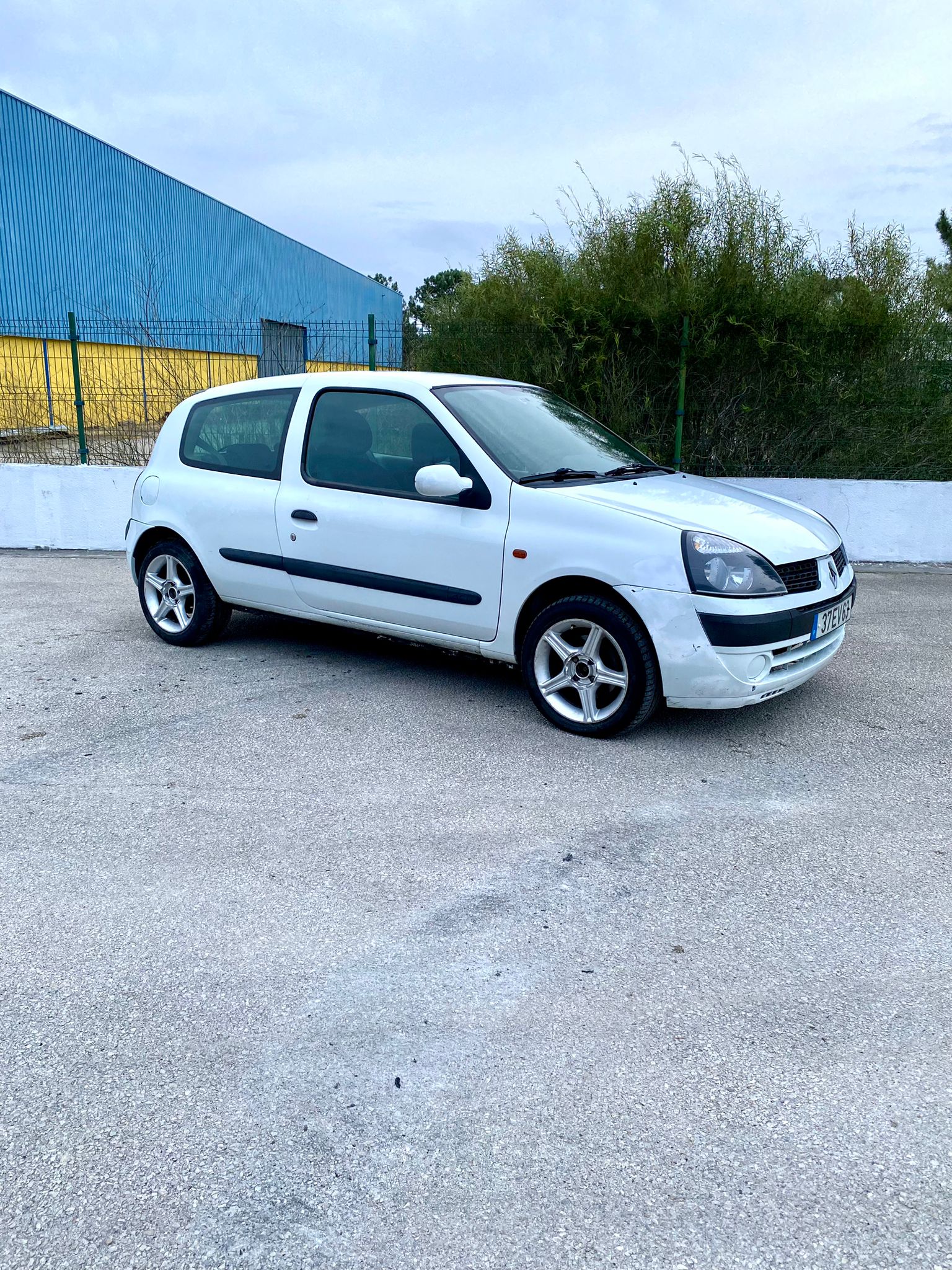 RENAULT CLIO 1.5 DCI