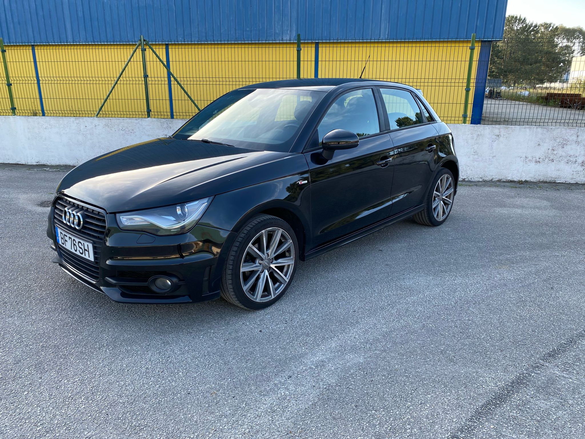 AUDI A1 1.6 TDI S-LINE